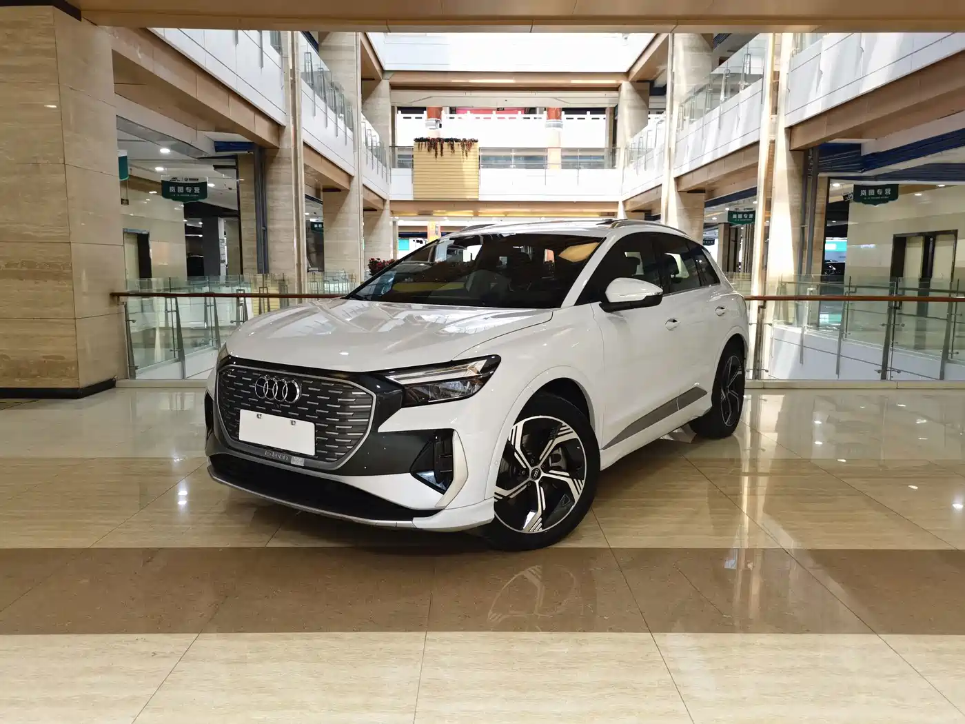 Audi Q4 e-tron 2023