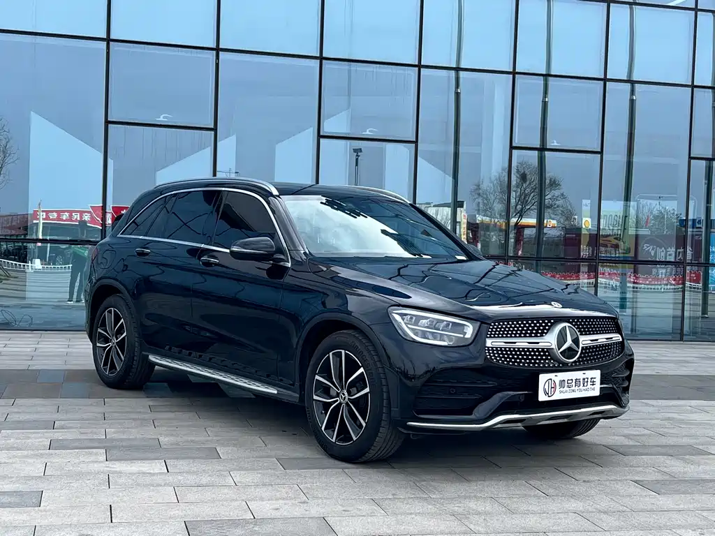 Mercedes-Benz GLC 2023