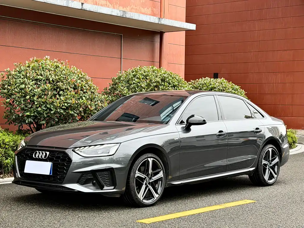 Audi A4 2024