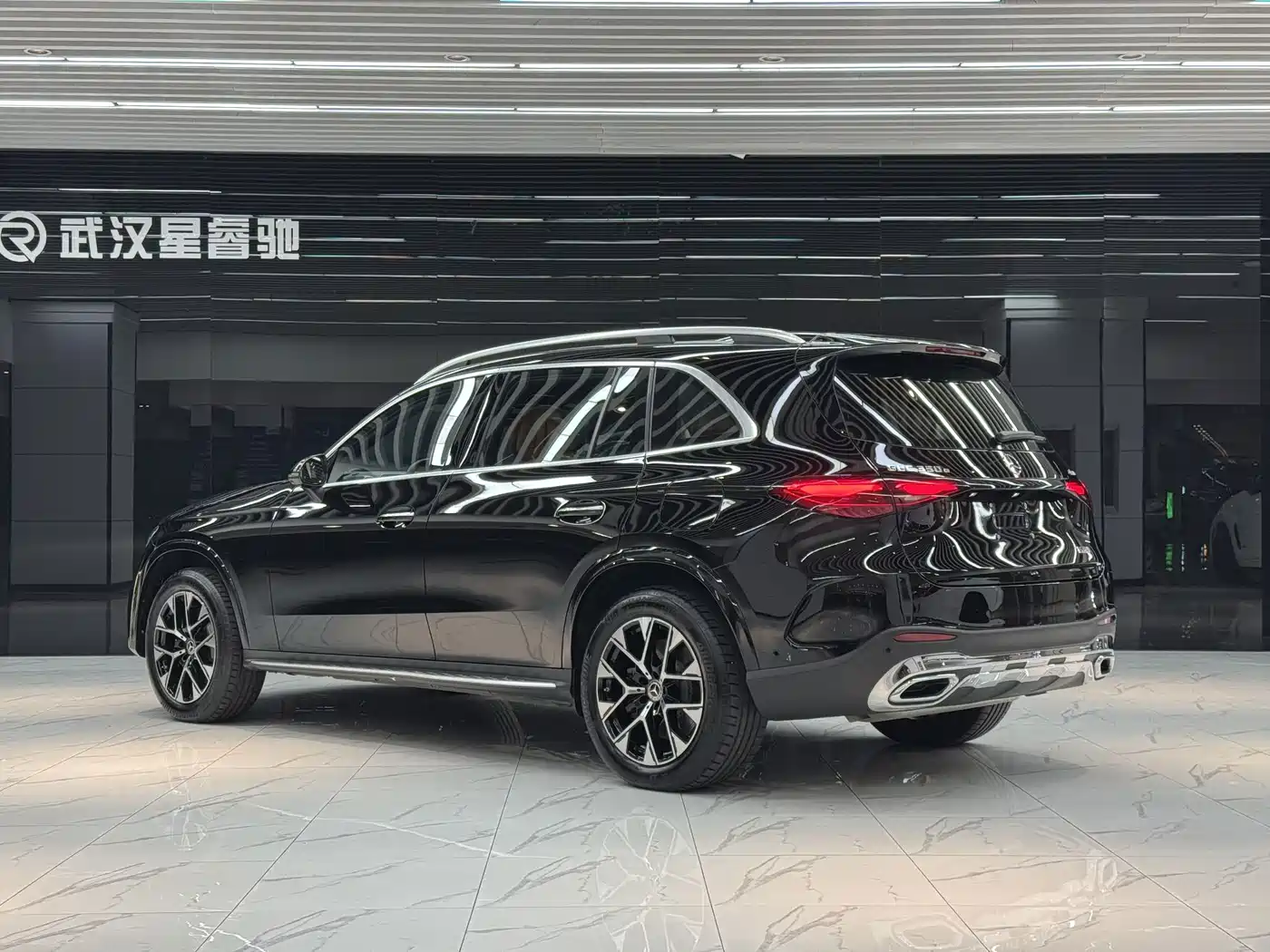 Mercedes-Benz GLC 2025
