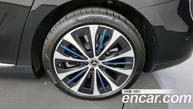 Mercedes-Benz EQE 2022