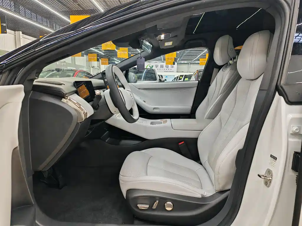 Xpeng P7+ 2024