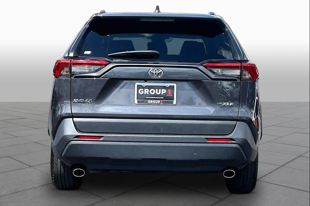 Toyota RAV4 2024