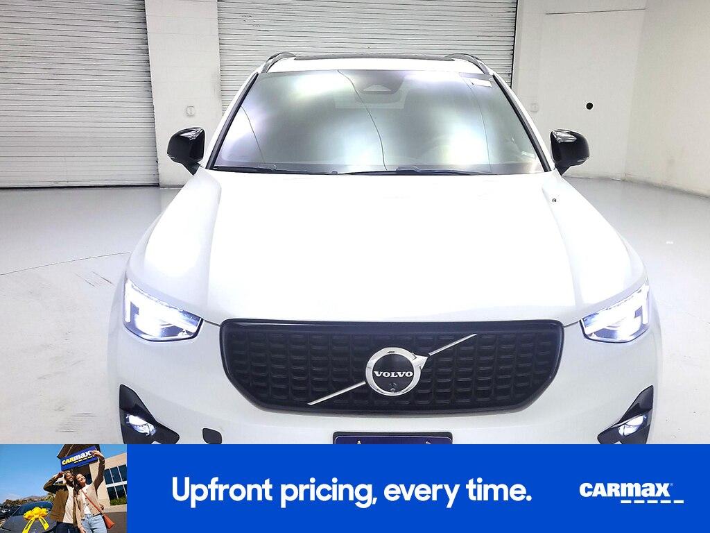 Volvo XC40 2024