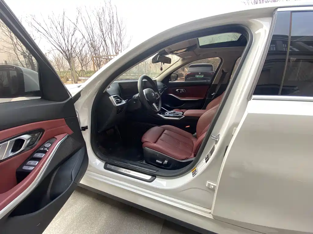 BMW i3 2023