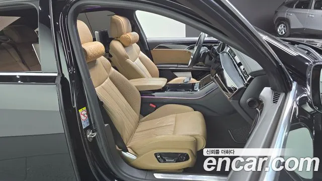 Audi A8 2021