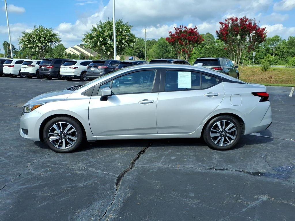 Nissan Versa 2025