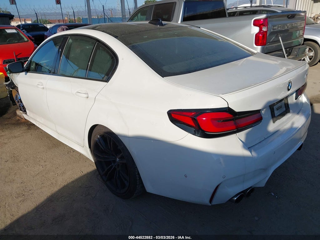 BMW M5 2021