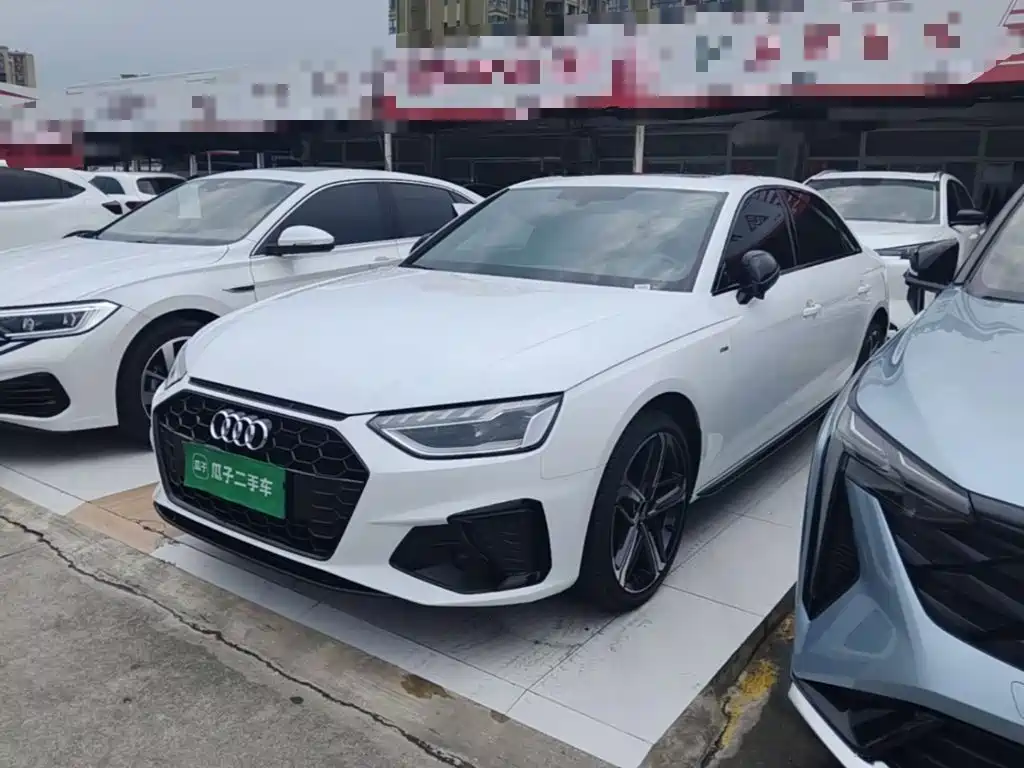 Audi A4 2025
