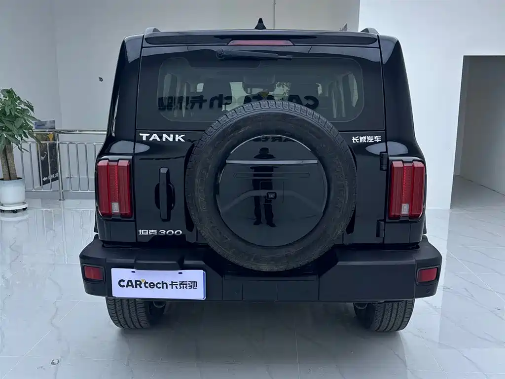 Tank 300 2023
