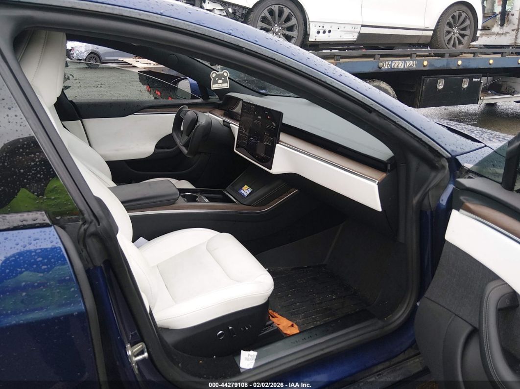 Tesla Model S 2021