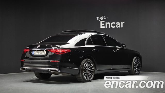 Mercedes-Benz S-Класс 2021