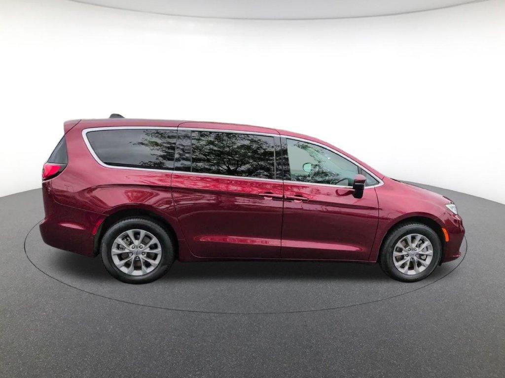 Chrysler Pacifica 2023