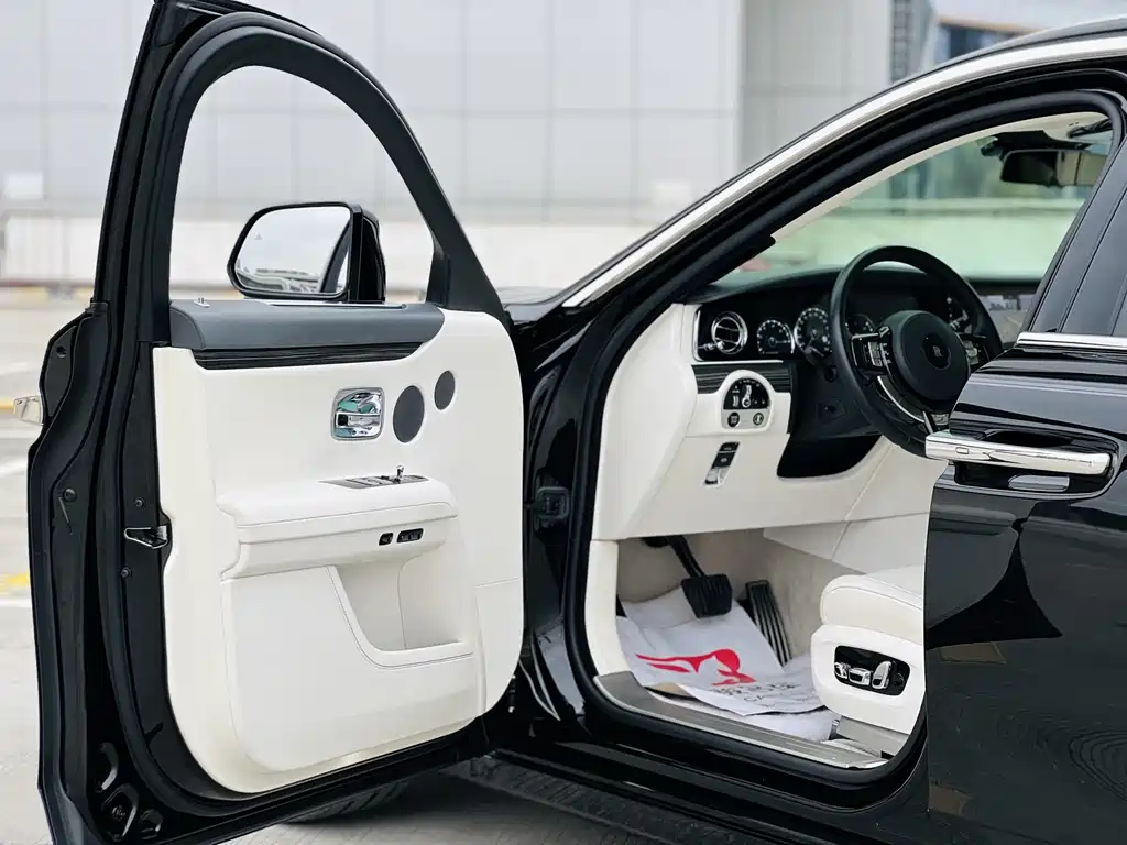 Rolls-Royce Ghost 2021