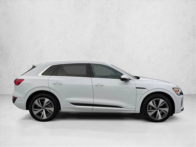 Audi Q8 e-tron 2024