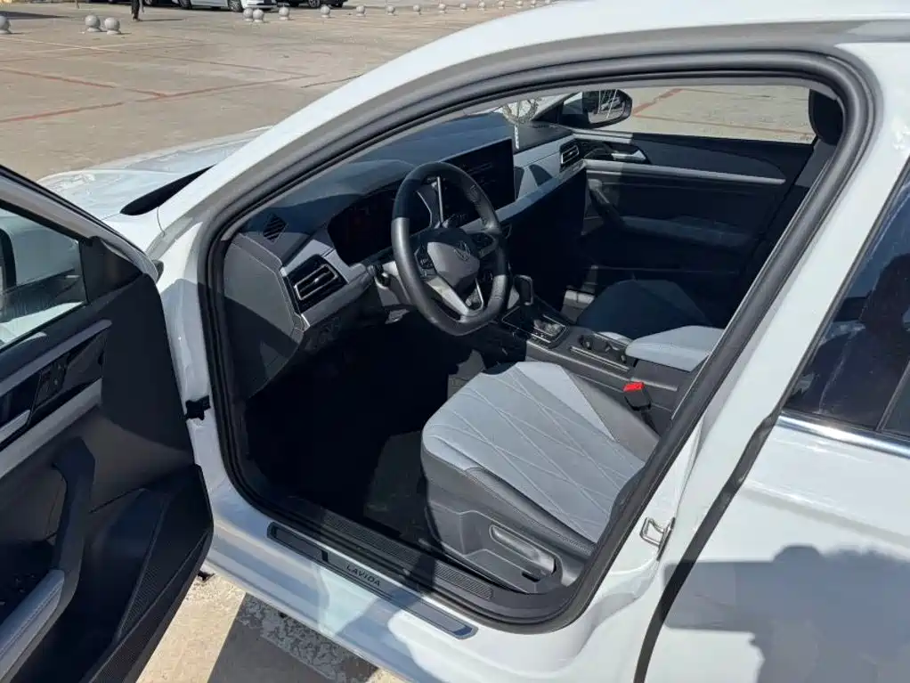 Volkswagen Lavida 2023