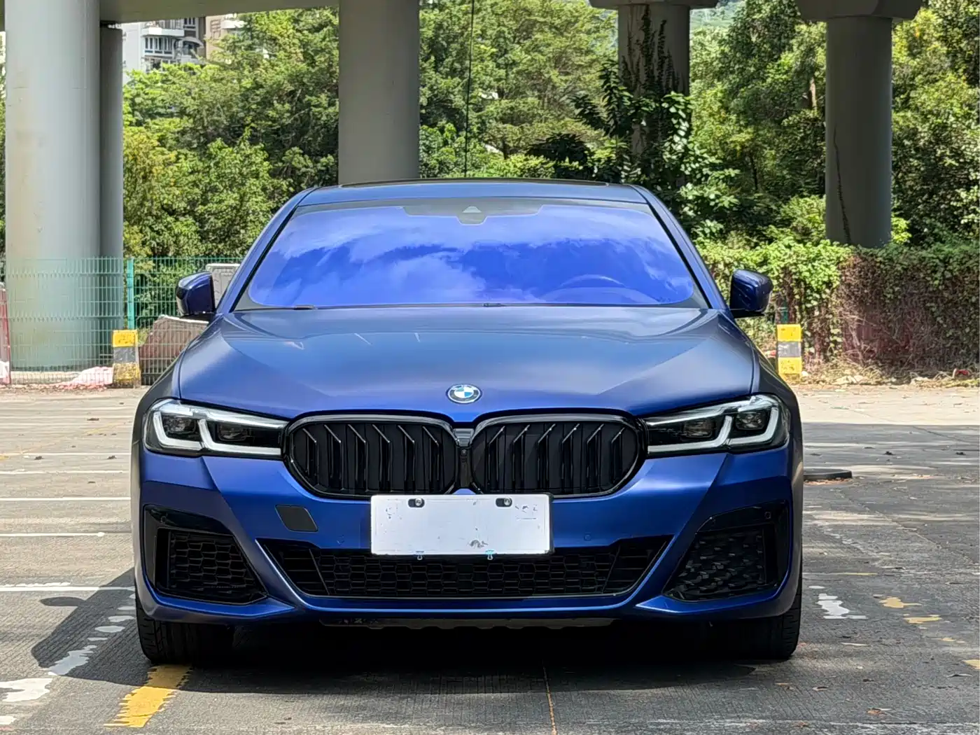 BMW 5 серии 2023