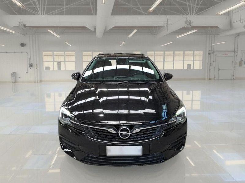 Opel Astra 2021