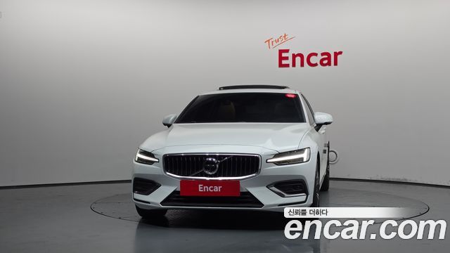 Volvo S60 2021