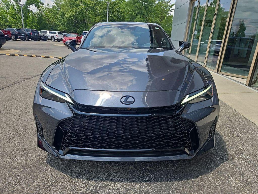 Lexus IS 2026