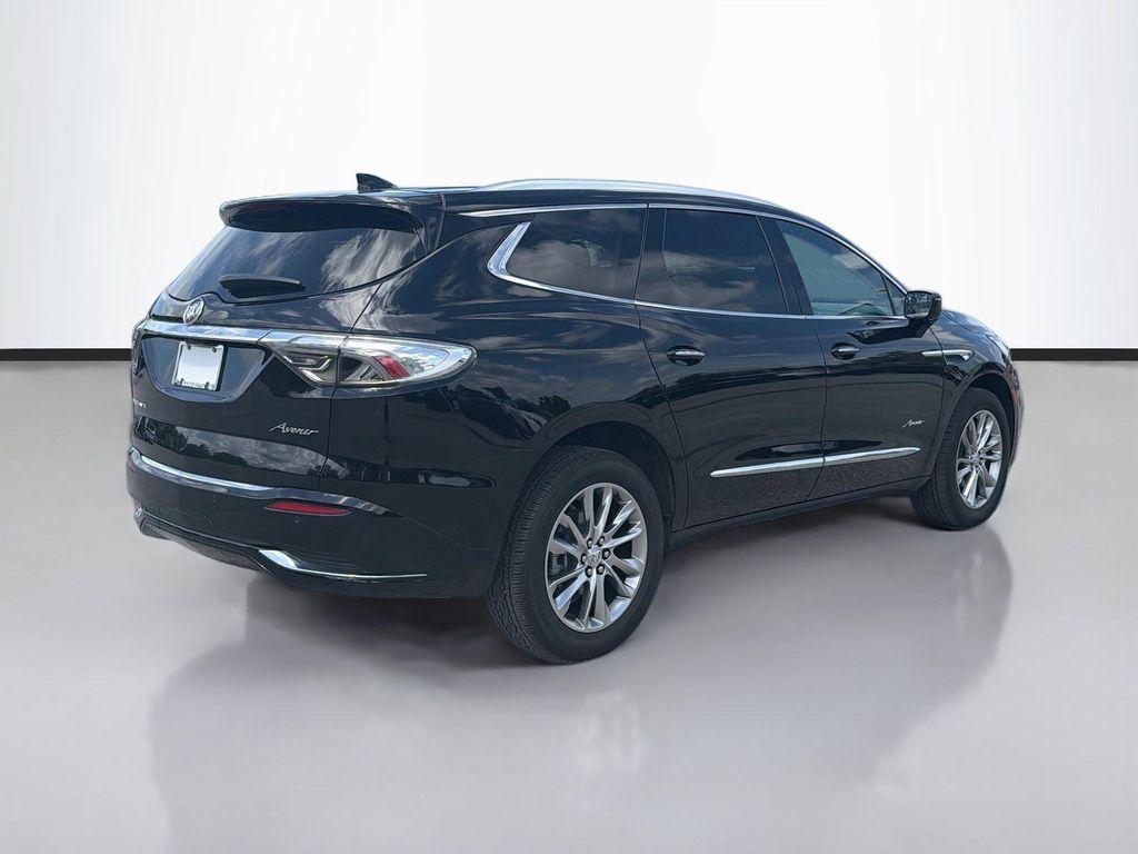 Buick Enclave 2024