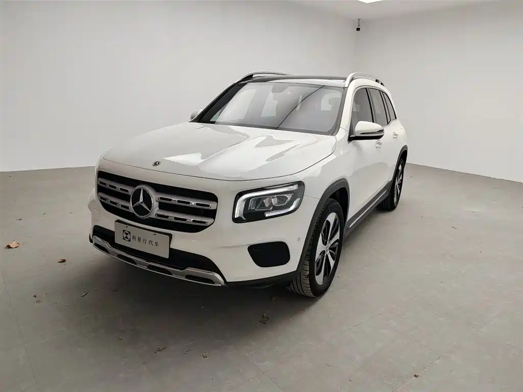 Mercedes-Benz GLB 2026