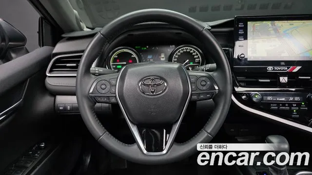Toyota Camry 2023