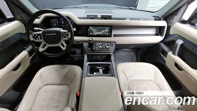 Land Rover Defender 2021