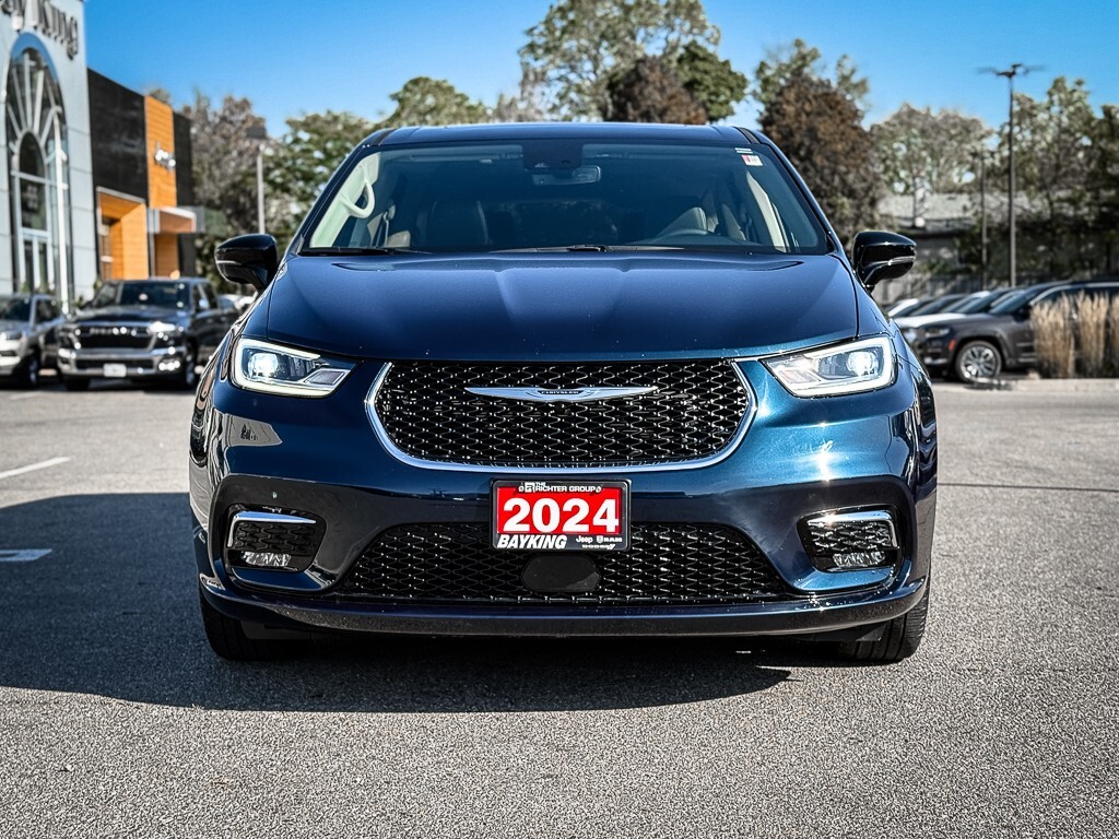 Chrysler Pacifica 2024