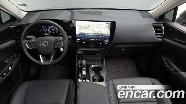 Lexus NX 2023