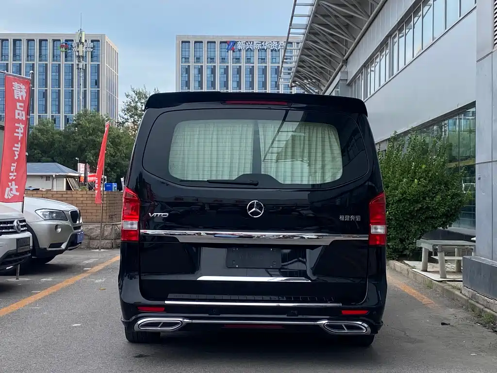 Mercedes-Benz Vito 2024