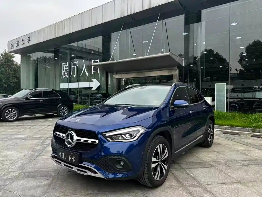 Mercedes-Benz GLA 2021