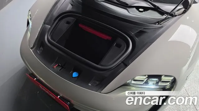 Porsche Taycan 2024