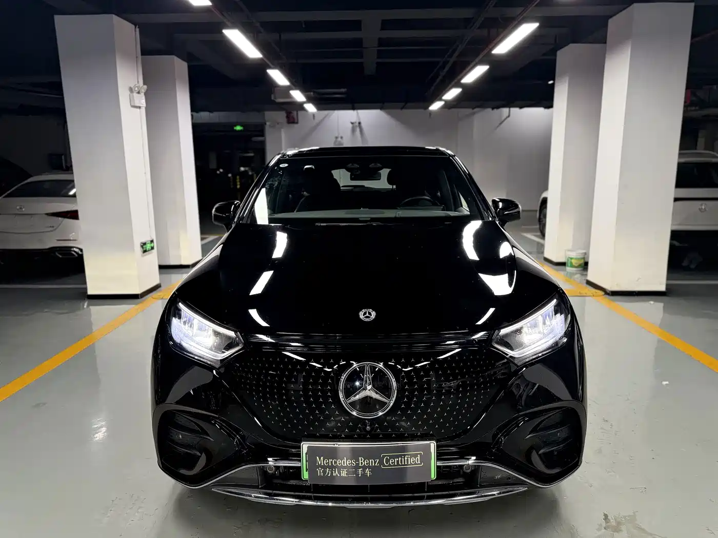 Mercedes-Benz EQE SUV 2025