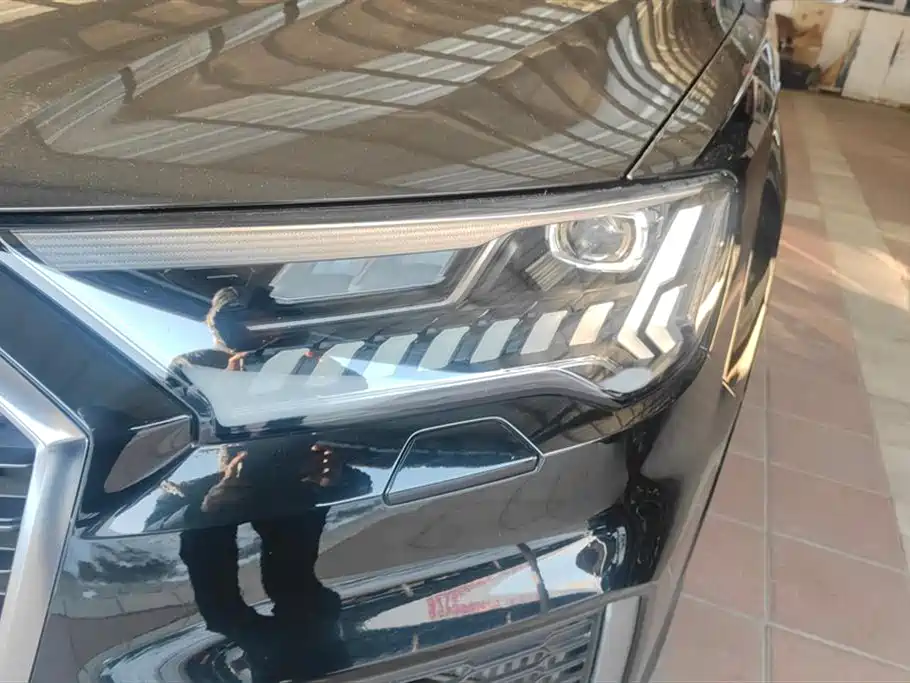 Audi Q7 2021