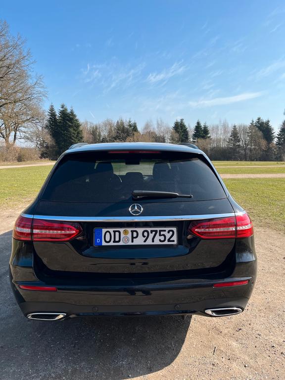 Mercedes-Benz E 400 2022