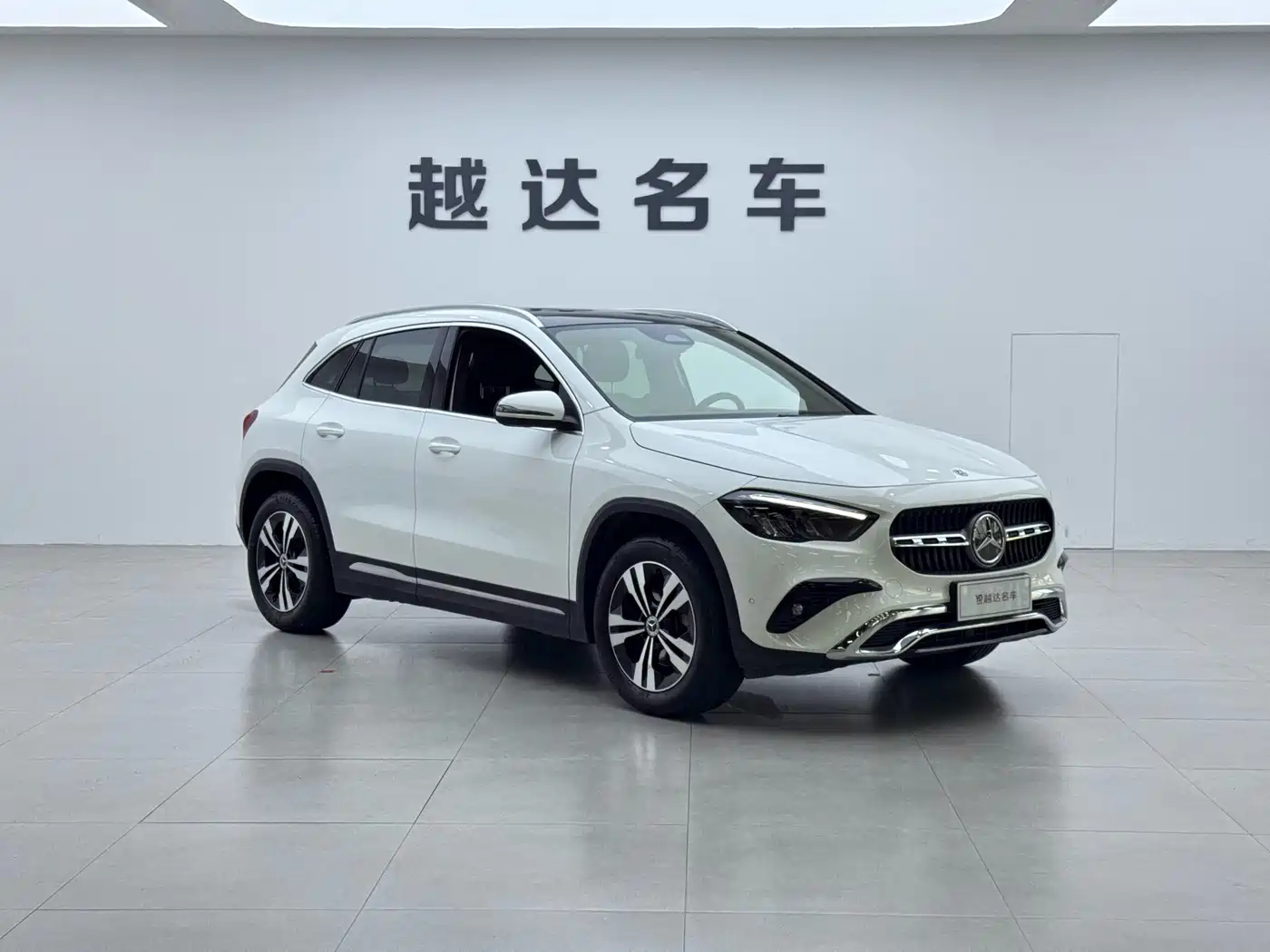 Mercedes-Benz GLA 2025