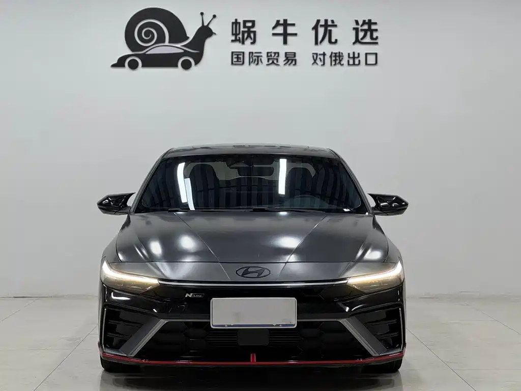 Hyundai Elantra 2023