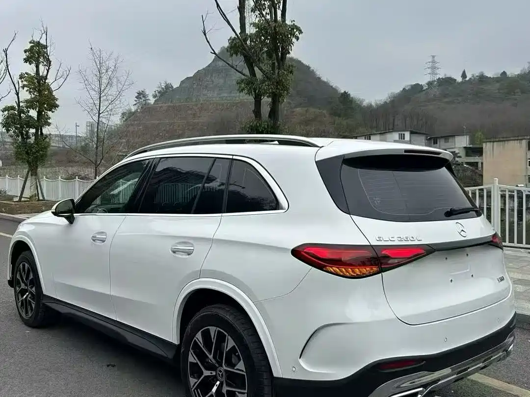 Mercedes-Benz GLC 2024