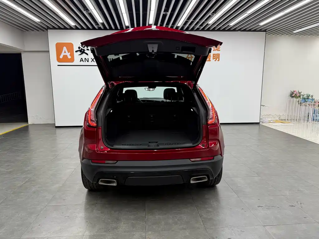 Cadillac XT4 2024