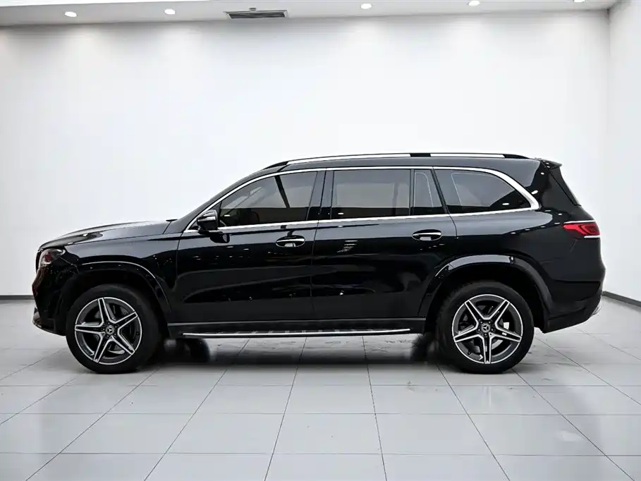 Mercedes-Benz GLS 2023