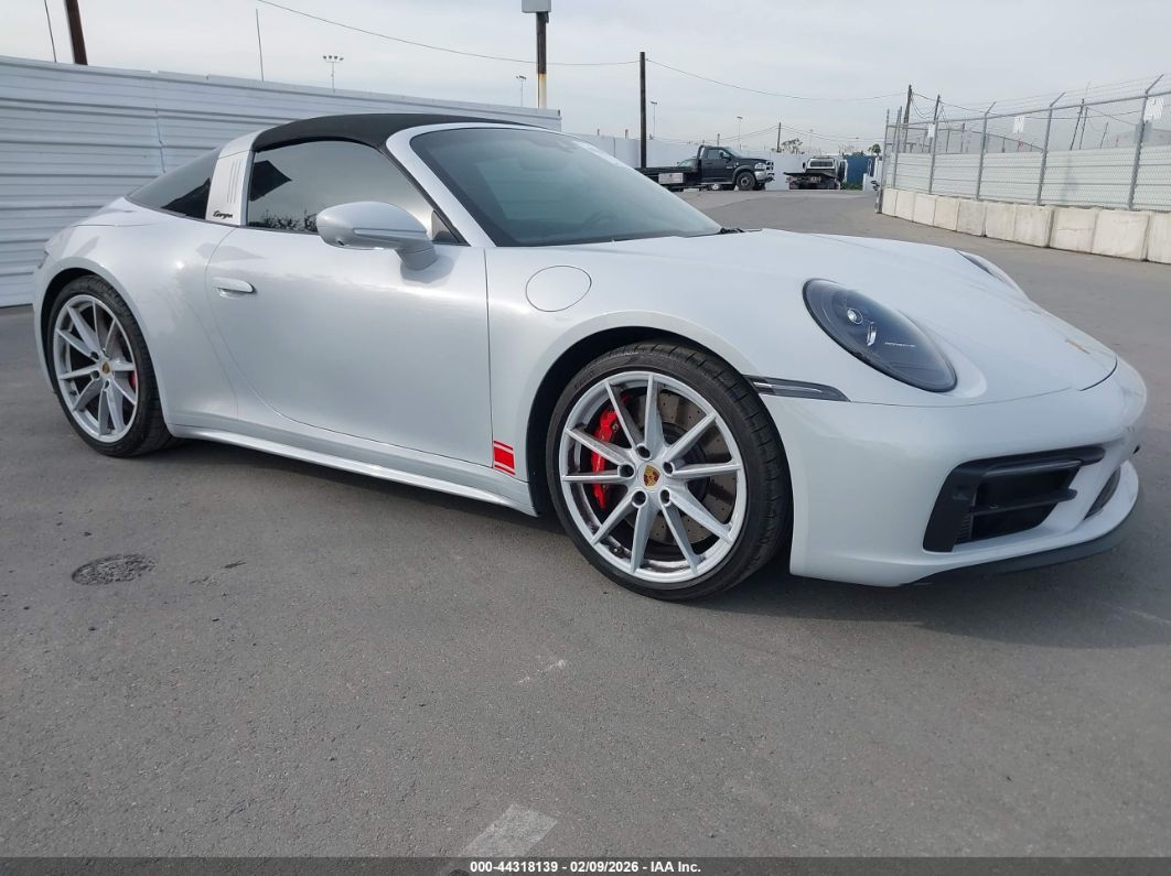 Porsche 911 2023