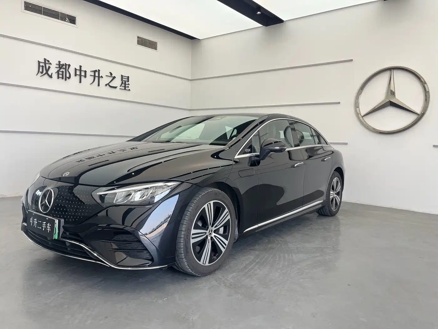 Mercedes-Benz EQE 2025