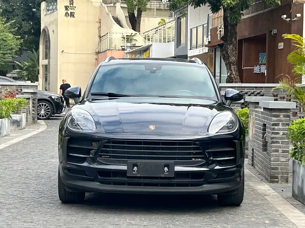 Porsche Macan 2020
