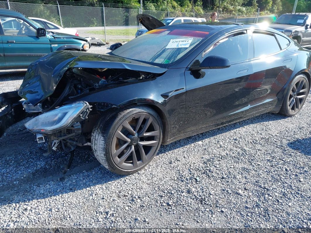 Tesla Model S 2021