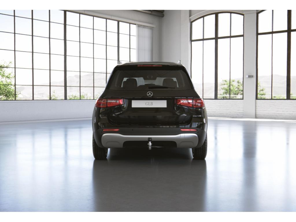 Mercedes-Benz GLB 200 2023