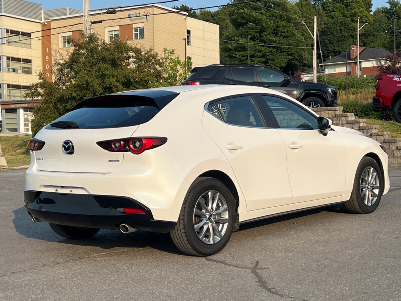 Mazda 3 2023