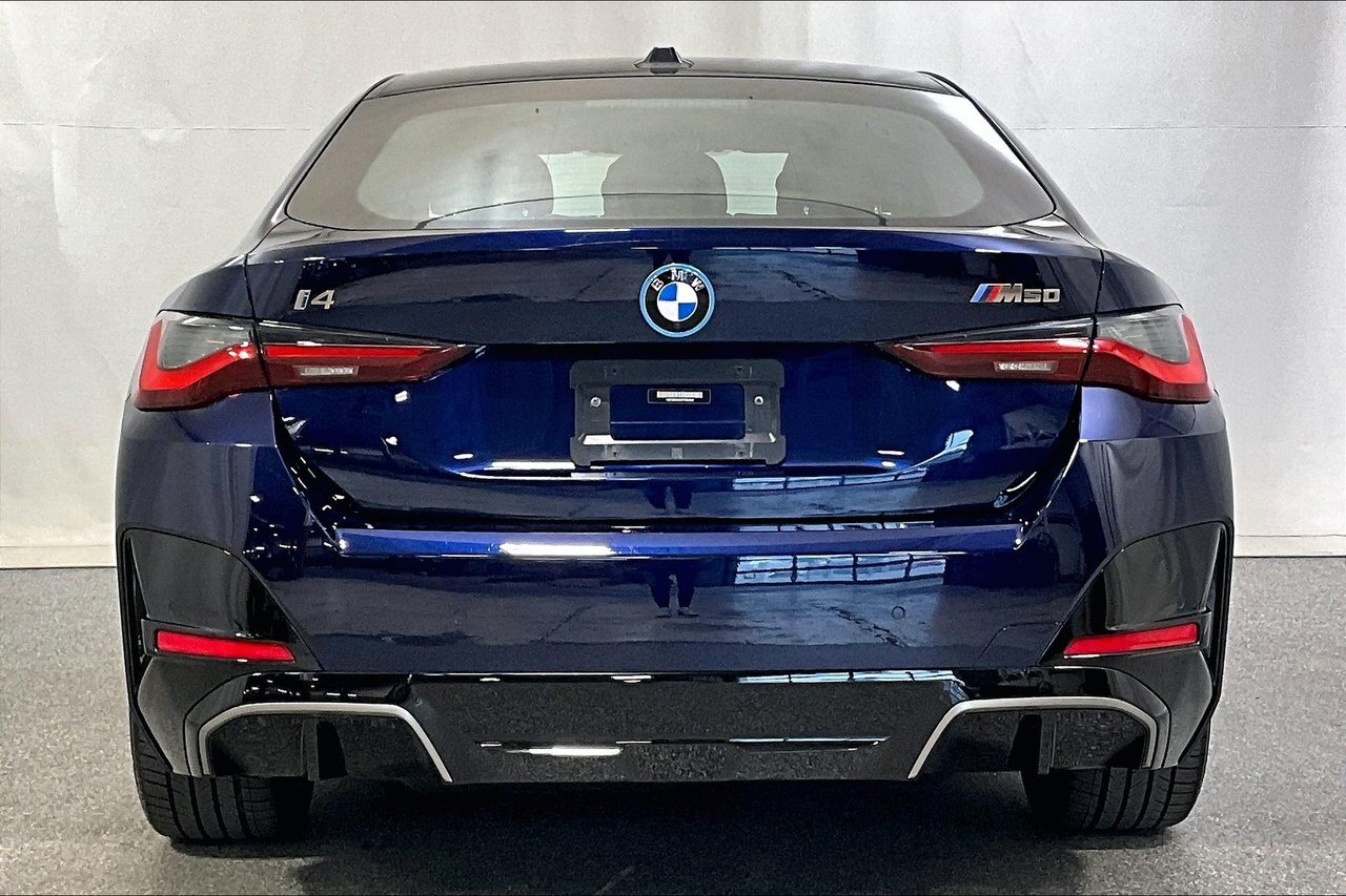 BMW i4 2023