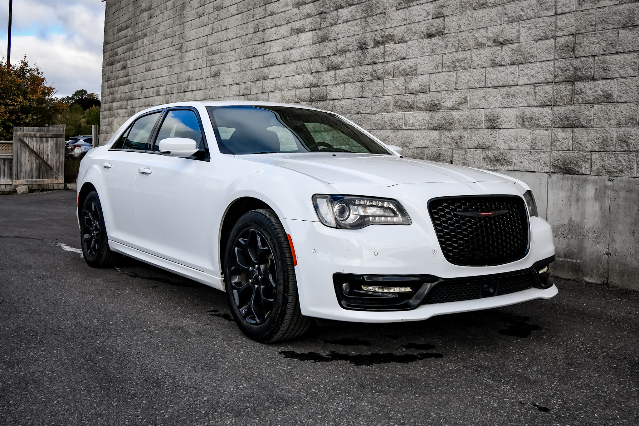 Chrysler 300 2023