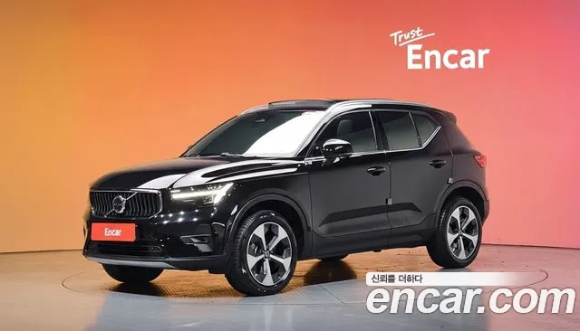 Volvo XC40 2024